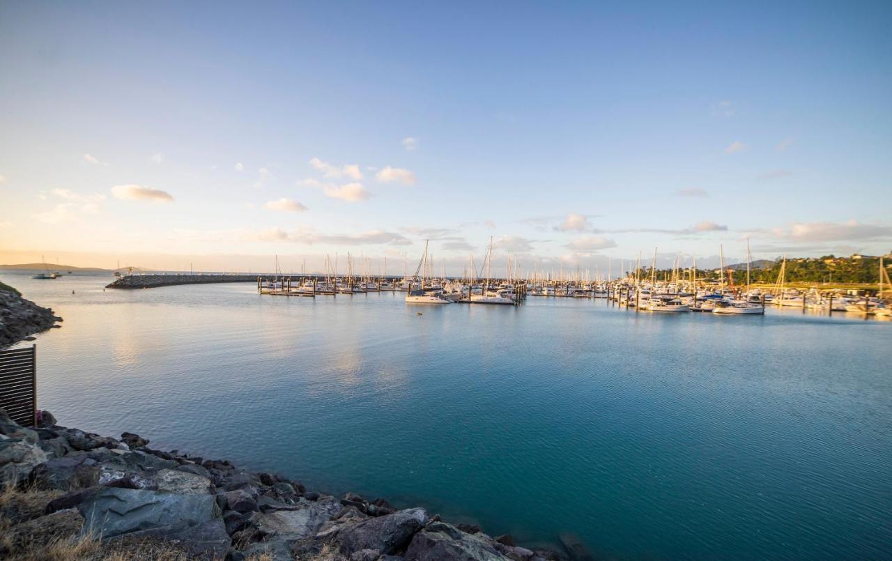 Marina View Apartment Airlie Beach Extérieur photo