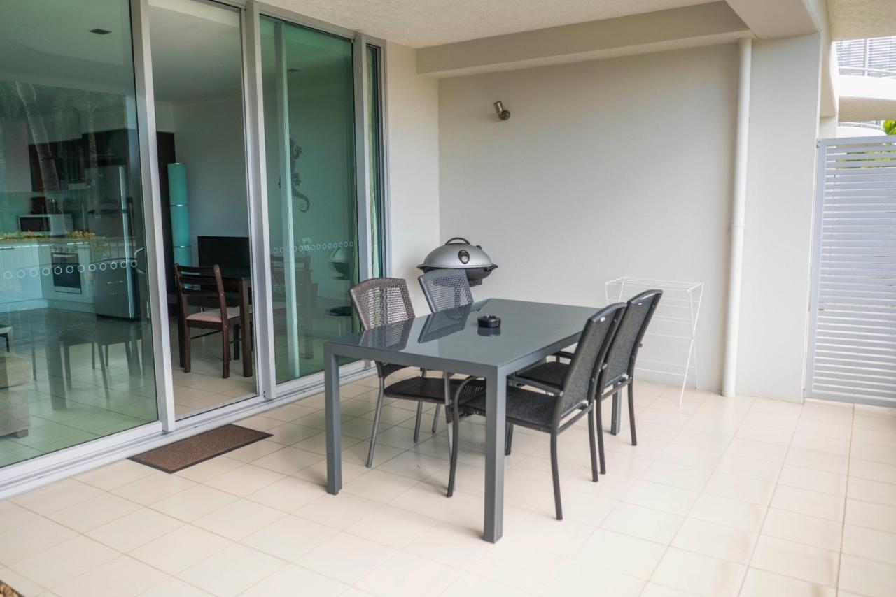 Marina View Apartment Airlie Beach Extérieur photo
